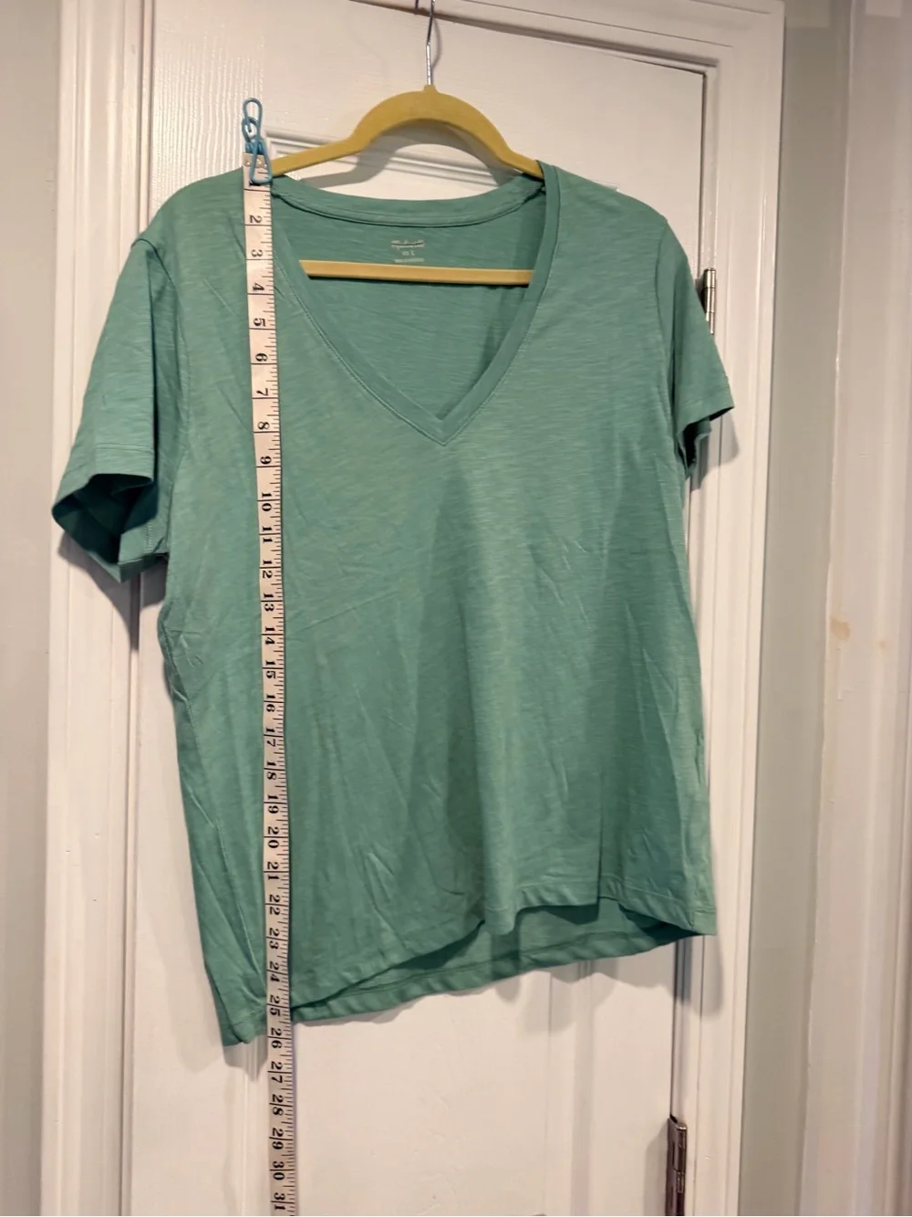 NWOT Madewell Size L Sage Green V Neck Short Sleeve Lightweight Slub Cotton Top - Picture 4 of 10
